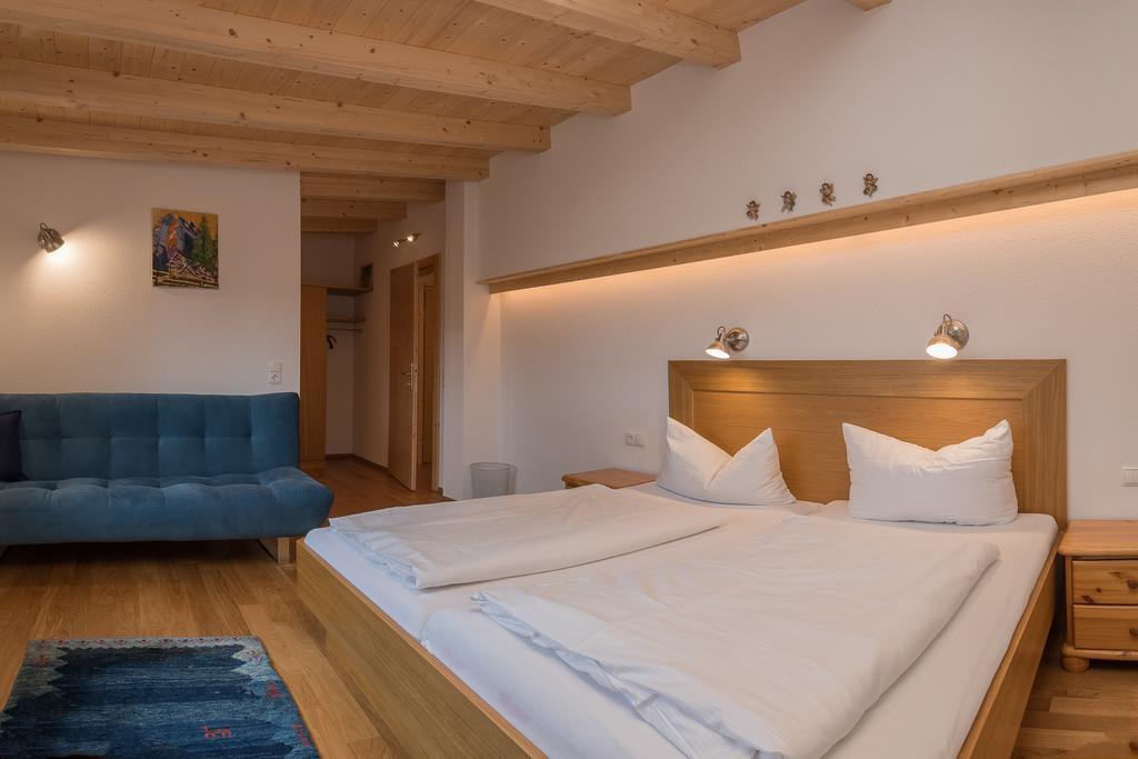 Landhaus Charlotte Am Geigenbuehel -Apartments Seefeld in Tirol Extérieur photo