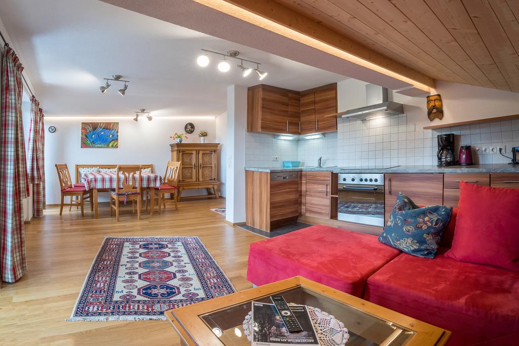 Landhaus Charlotte Am Geigenbuehel -Apartments Seefeld in Tirol Extérieur photo