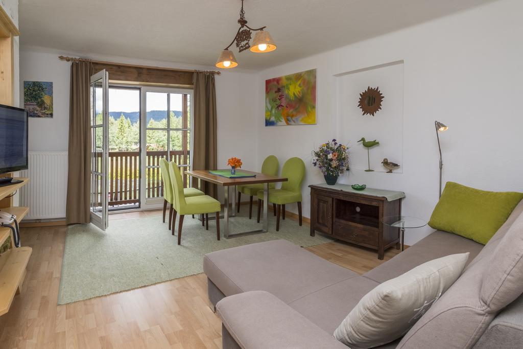 Landhaus Charlotte Am Geigenbuehel -Apartments Seefeld in Tirol Extérieur photo