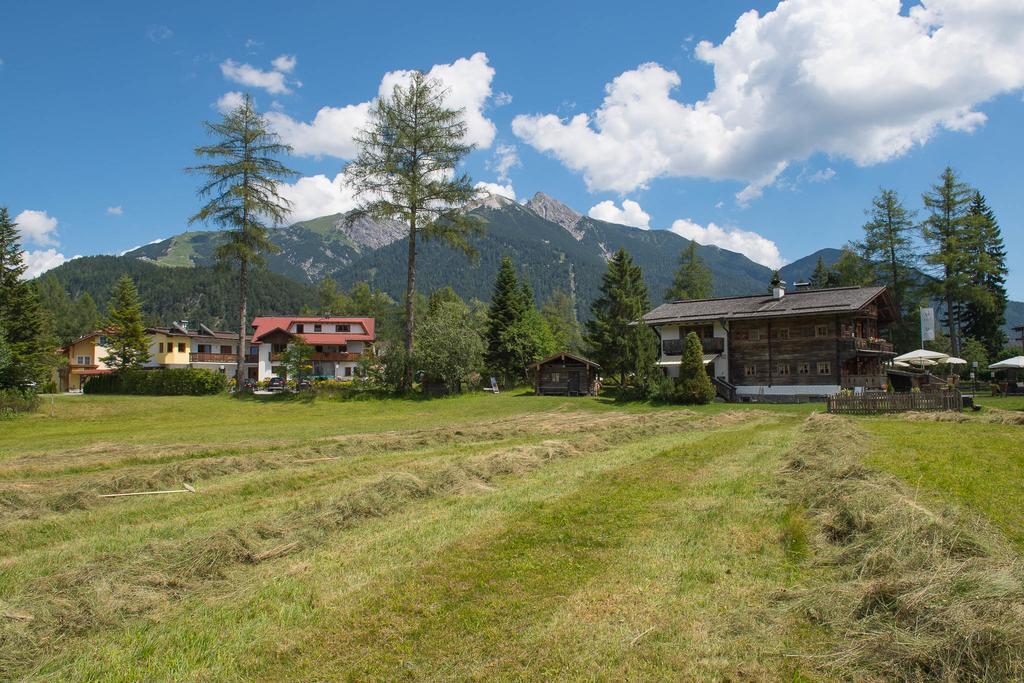Landhaus Charlotte Am Geigenbuehel -Apartments Seefeld in Tirol Extérieur photo