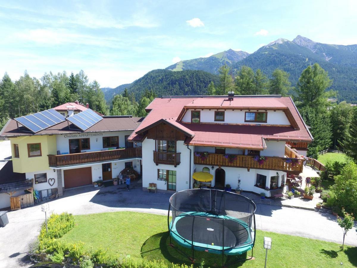 Landhaus Charlotte Am Geigenbuehel -Apartments Seefeld in Tirol Extérieur photo