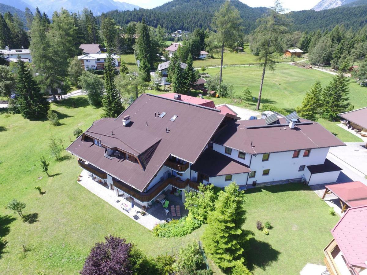 Landhaus Charlotte Am Geigenbuehel -Apartments Seefeld in Tirol Extérieur photo